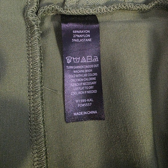 Betabrand Women's Size Med Petite Kale Green Pocket Dressy Casual Yoga Pants - Picture 9 of 9